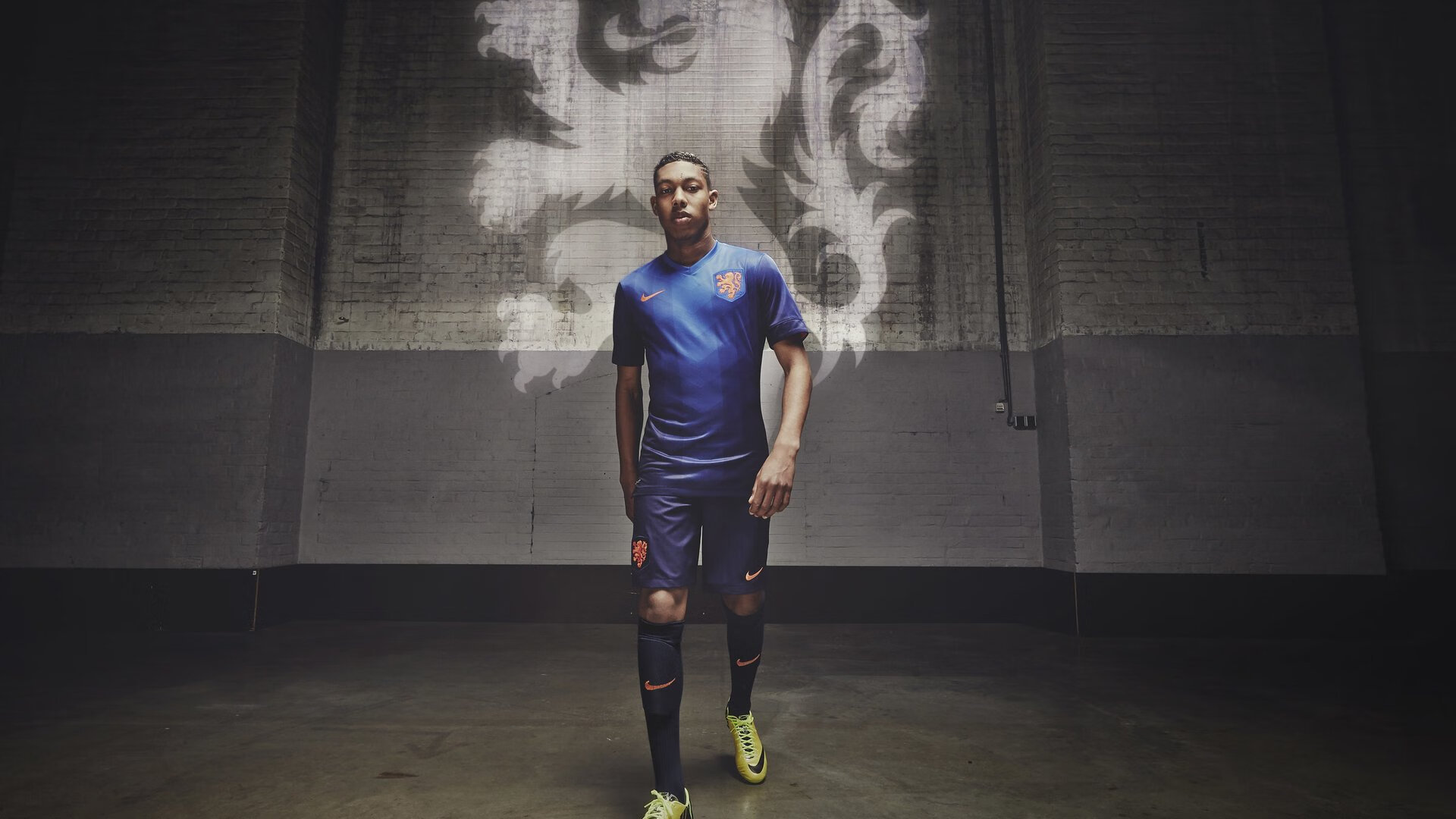 “马科斯·梅特罗的技巧与视野,成为阿根廷美洲狮队的关键人物”